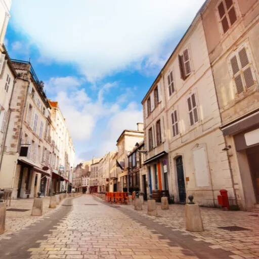 Photo d'une rue du centre de la Rochelle