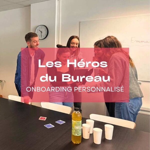 Equipe répondant à un challenge sur iPad, dans un bureau, lors d'une activité onboarding