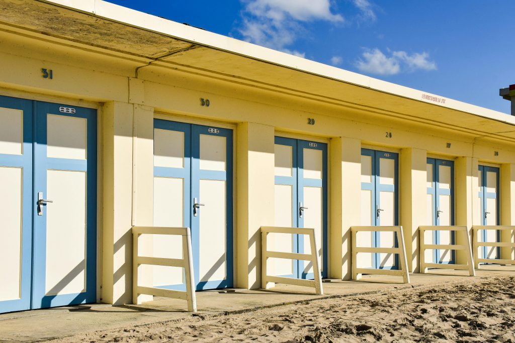 Les cabanons à la suite