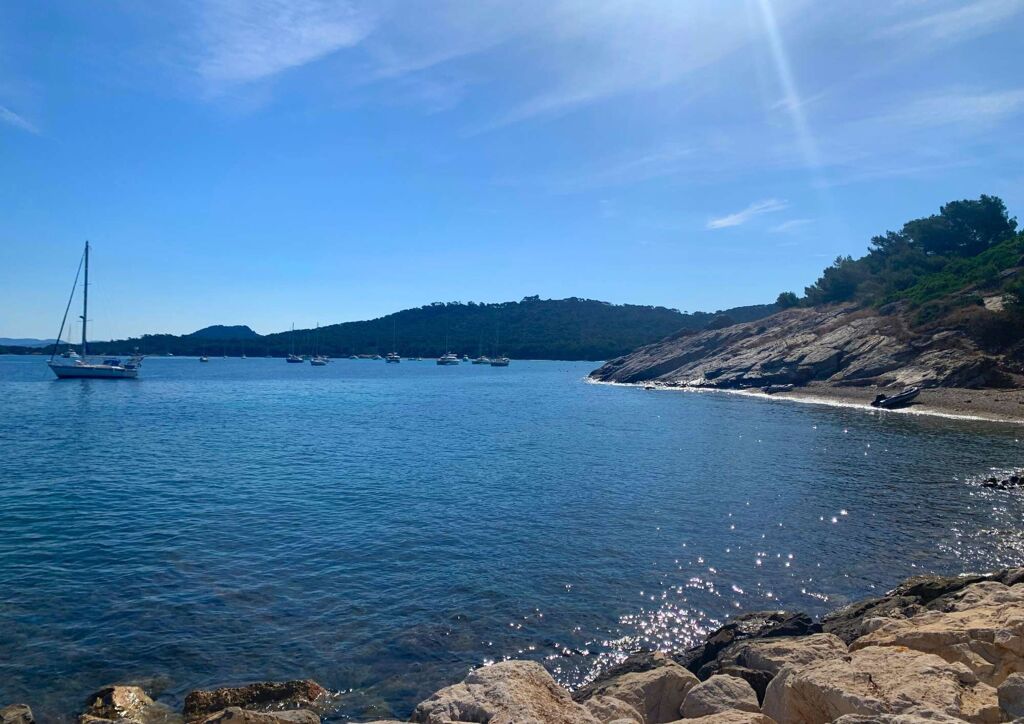 Partez à la découverte de l'Île de Porquerolles le temps d'une journée